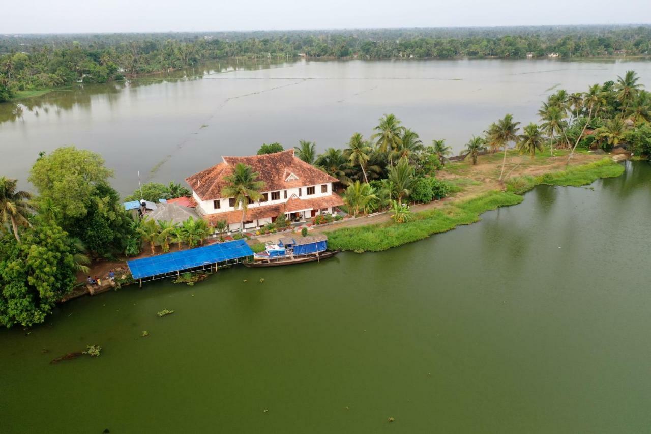 아야나스 홈스테이 Alappuzha 외부 사진